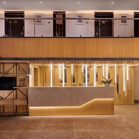 Deventure Sarovar Portico Patel Nagar New Delhi Ngoại thất bức ảnh