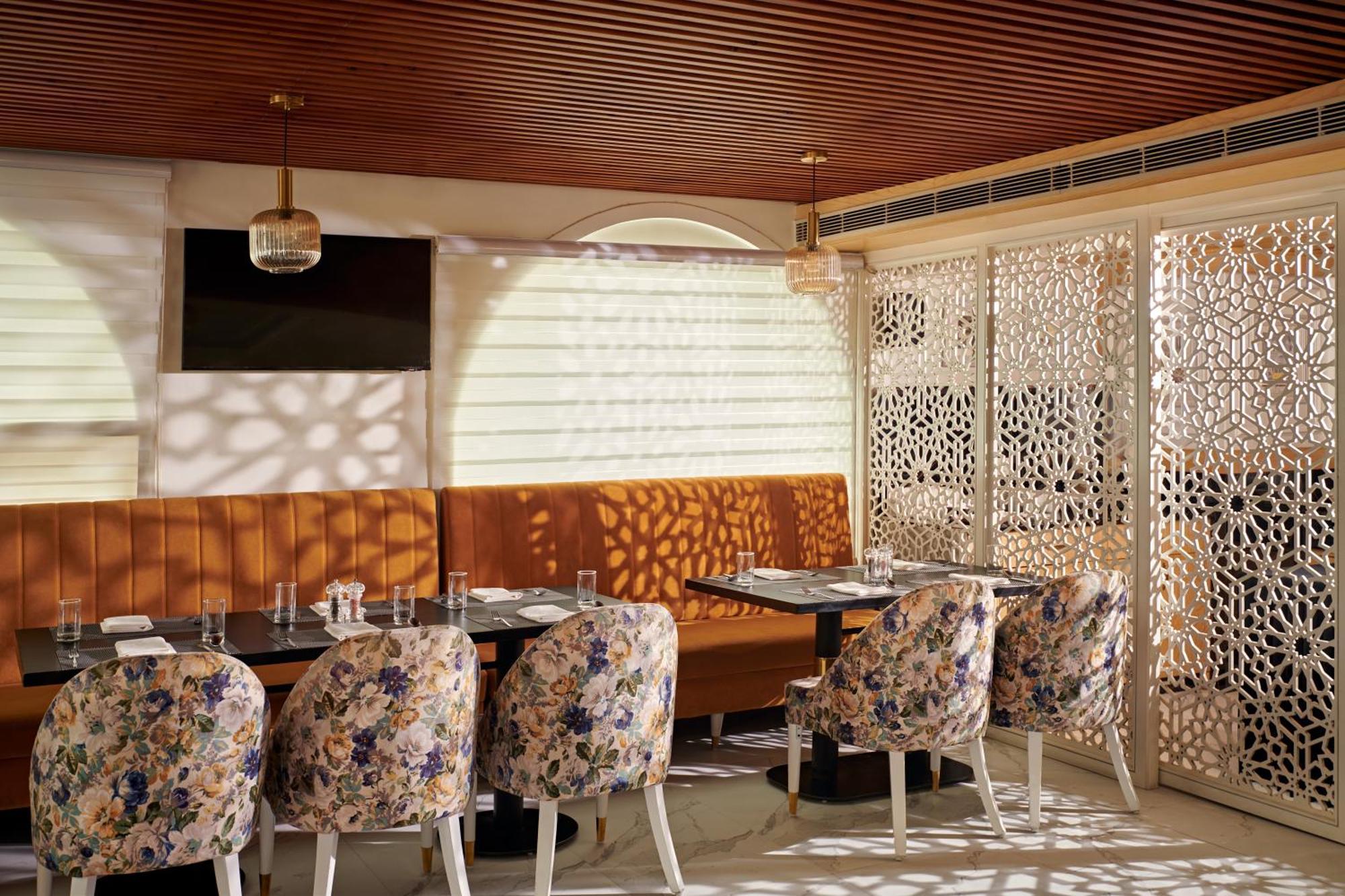 Deventure Sarovar Portico Patel Nagar New Delhi Ngoại thất bức ảnh