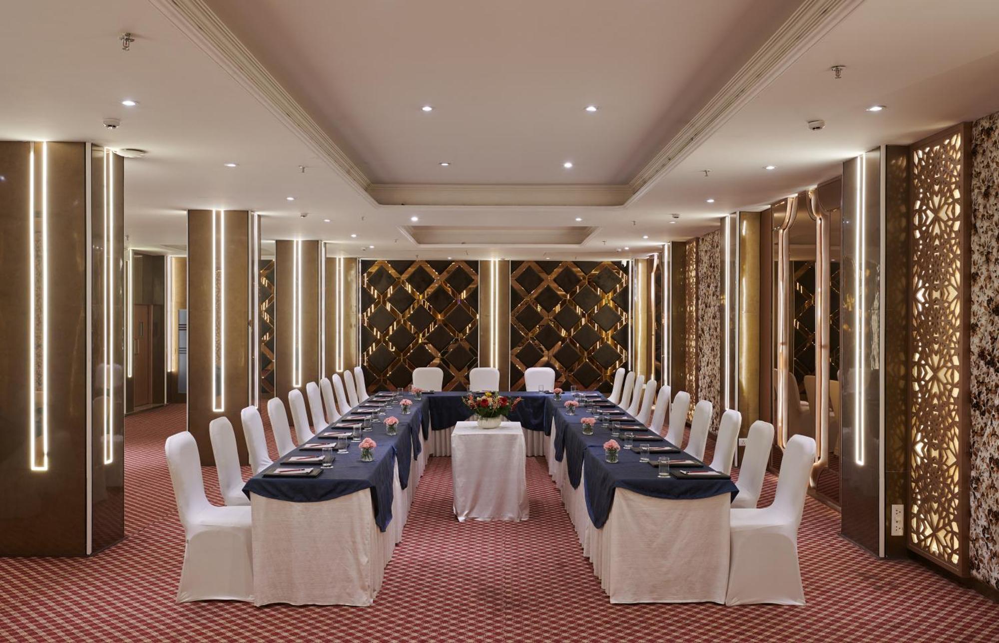 Deventure Sarovar Portico Patel Nagar New Delhi Ngoại thất bức ảnh