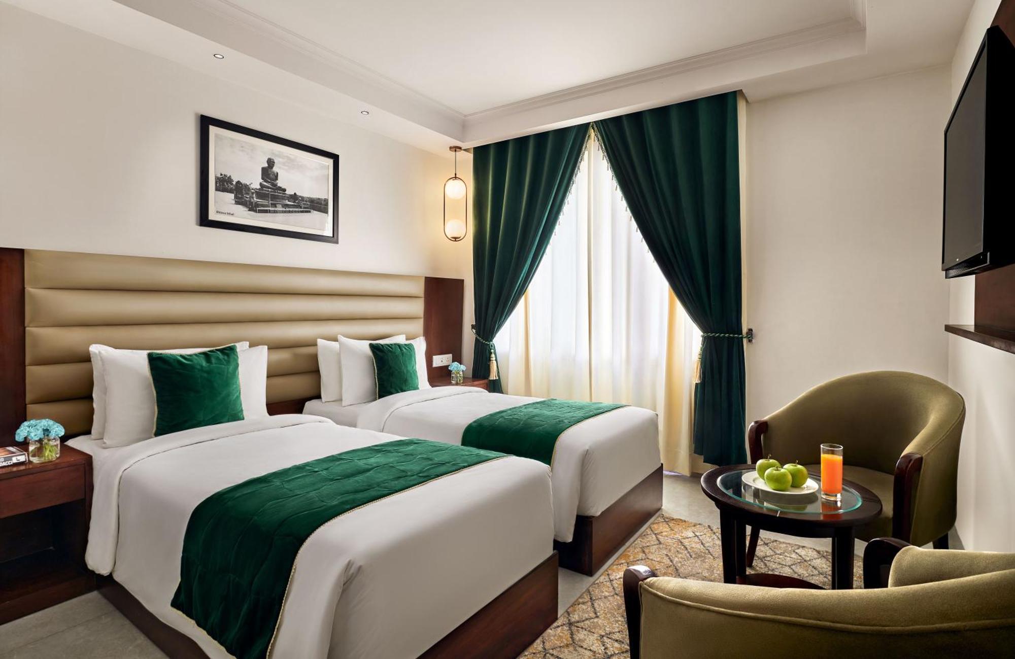 Deventure Sarovar Portico Patel Nagar New Delhi Ngoại thất bức ảnh